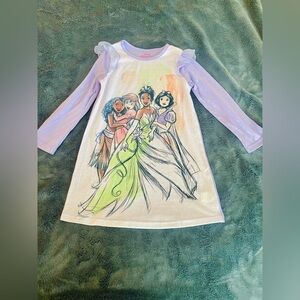 Disney Princess dress size 6T long sleeve in purple lavender